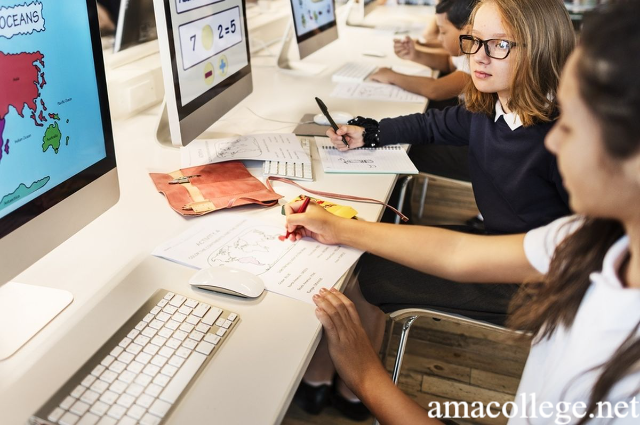 Peran TIK dalam Pendidikan: Manfaat dan Tantangan